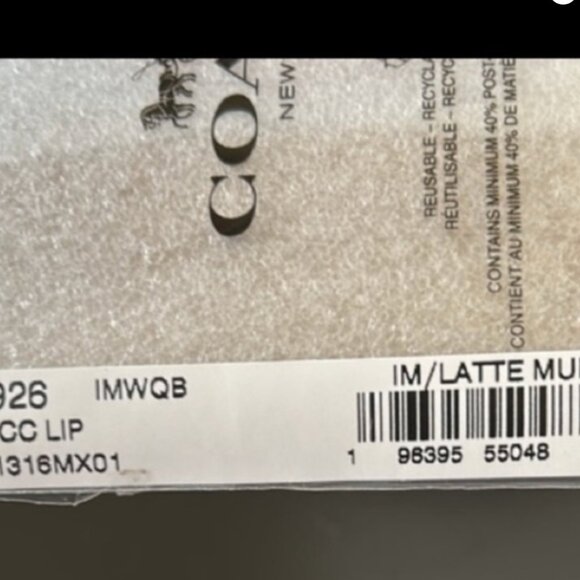 Coach Lips Card Case NWT - Picture 6 of 6